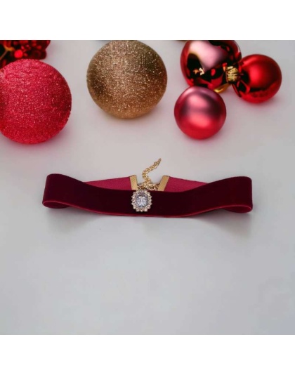 Luxurious Velvet Crystal Dog Collar - 10"