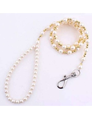 Princess in Pearls Leash