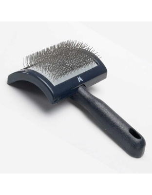 MF Curved Slicker Brush Reg