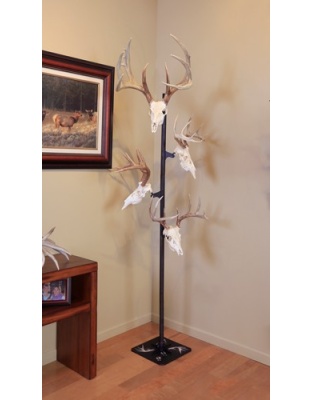 SKULL HOOKER TROPHY TREE W/ 5
